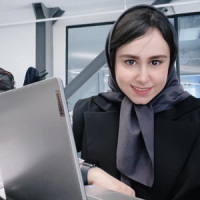 میترا رضاخانلو