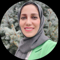 ناهید آدینه